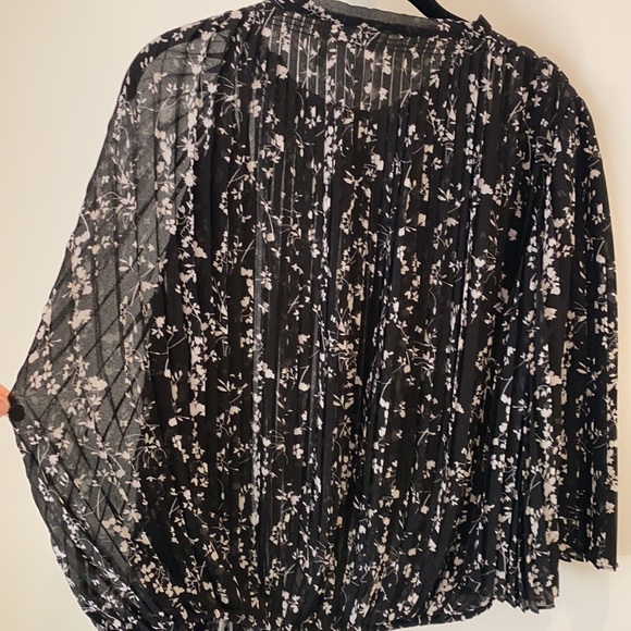 Ba&sh pleated top *like new! - Picture 9 of 9